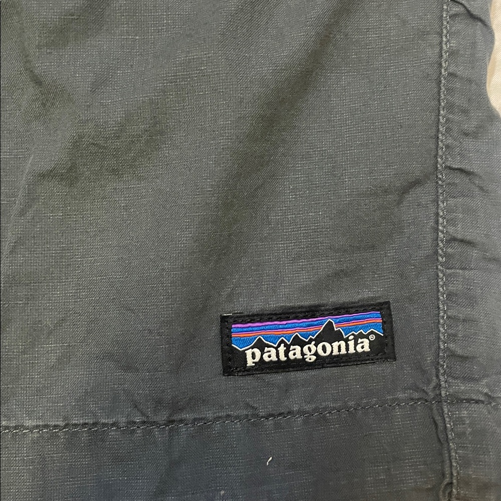 Mens Patagonia shorts - Picture 2 of 7